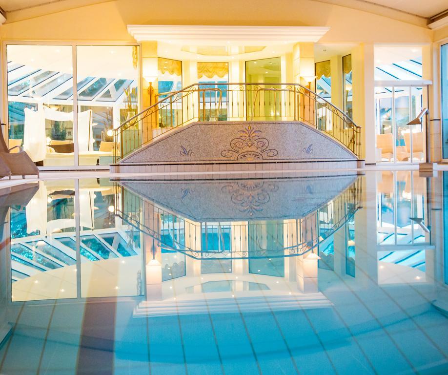 Thermenhotel Quellenhof Бад-Фюссинг Экстерьер фото