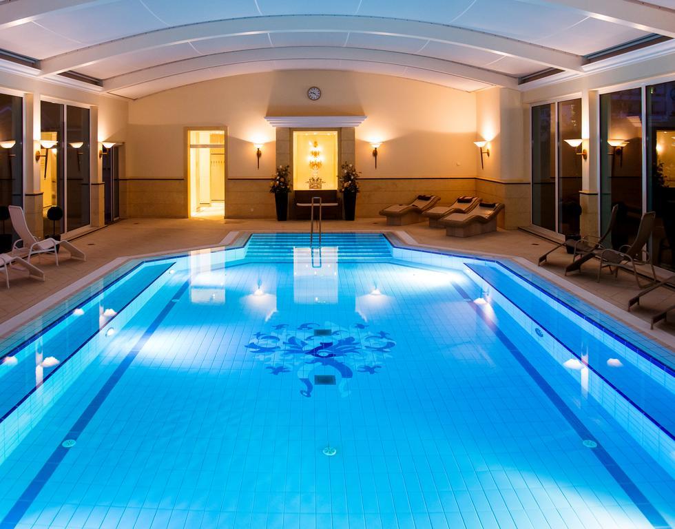 Thermenhotel Quellenhof Бад-Фюссинг Экстерьер фото